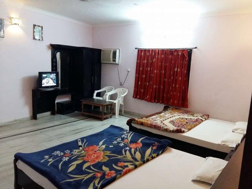 Hotel Shreeji Sharan Nathdwara Bagian luar foto